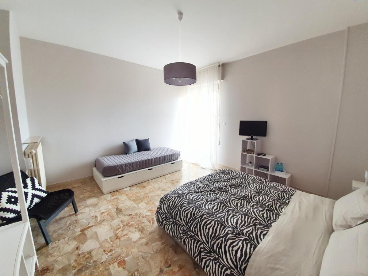 Affittacamere Zona Caserma-Stazione Foligno Dış mekan fotoğraf